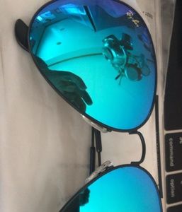 Ray-Ban Aviators